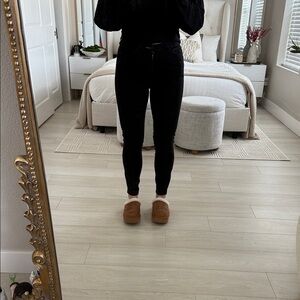 H&M Black Skinny Jeans for Women